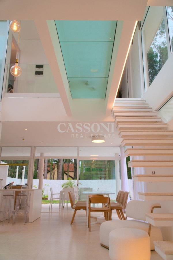 Casa ID.2251 - Casa de 4 dormitorios, en barrio privado, Solanas Country, Punta Ballena