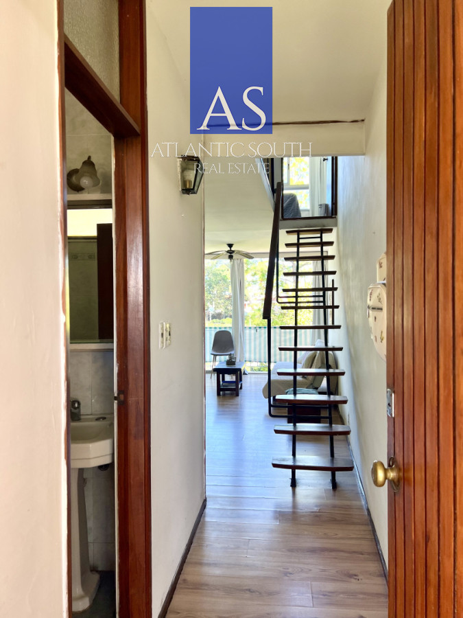 Apartamento ID.4781 - Apartamento en venta de 1 dormitorio y medio. Playa mansa. Punta del Este.