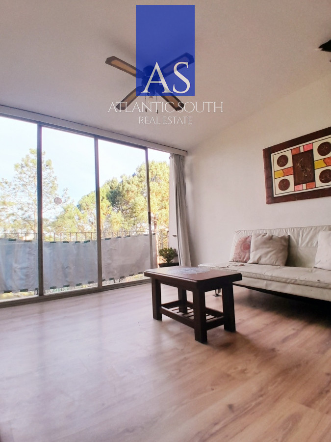 Apartamento ID.4781 - Apartamento en venta de 1 dormitorio y medio. Playa mansa. Punta del Este.
