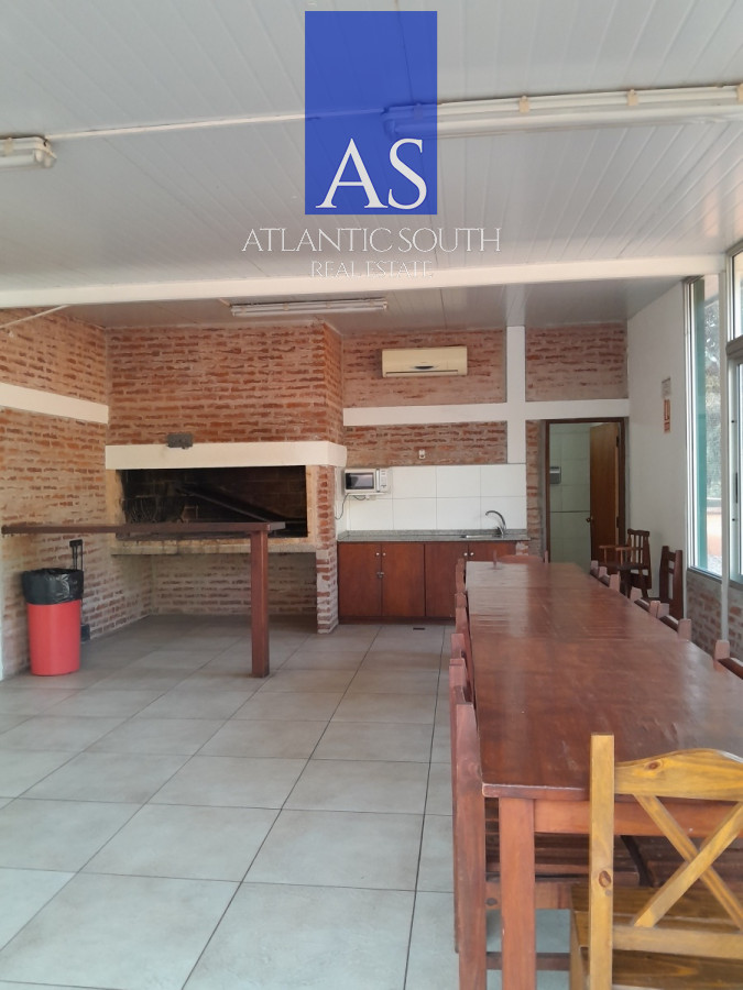 Apartamento ID.4781 - Apartamento en venta de 1 dormitorio y medio. Playa mansa. Punta del Este.