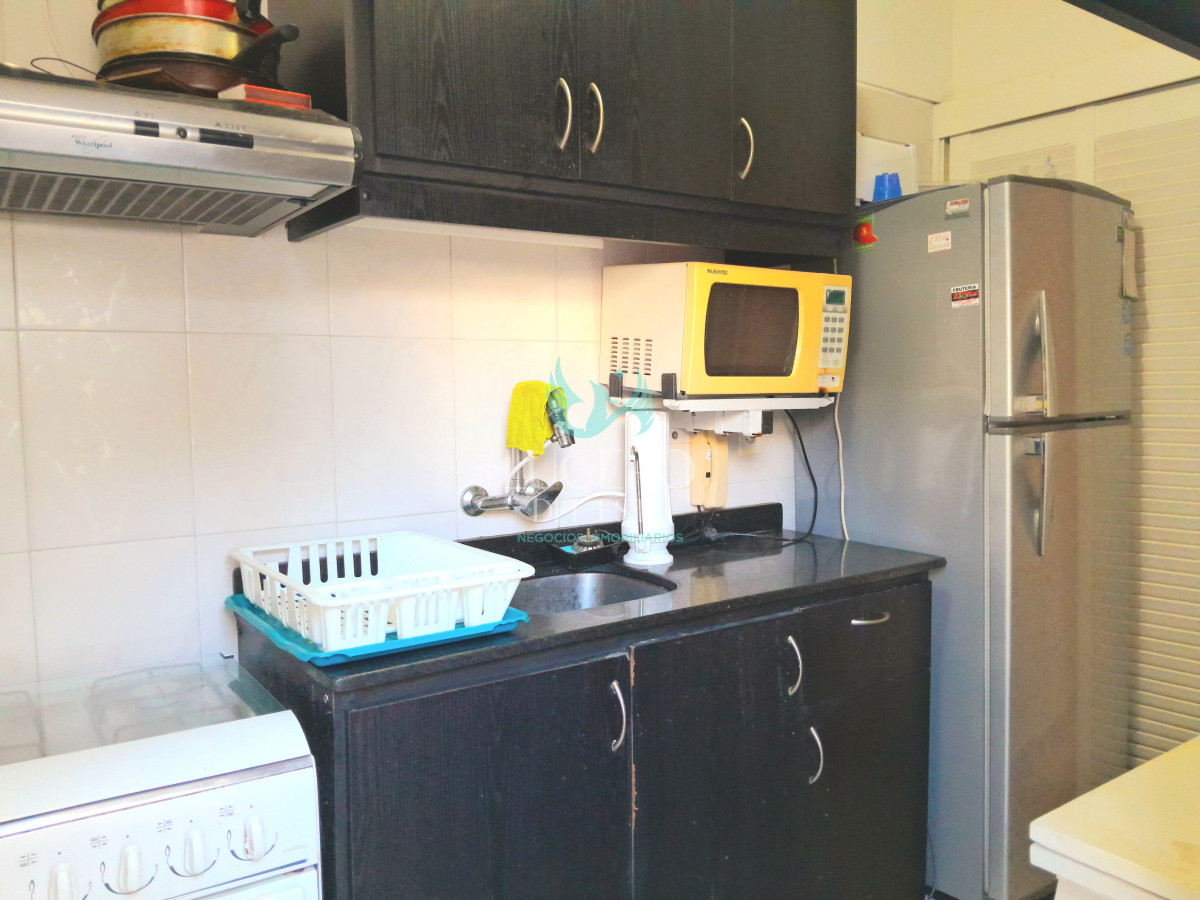 Apartamento ID.977 - Oportunidad de negocio! Apartamento de 2 dormitorios y 2 baños con bajos gastos! 