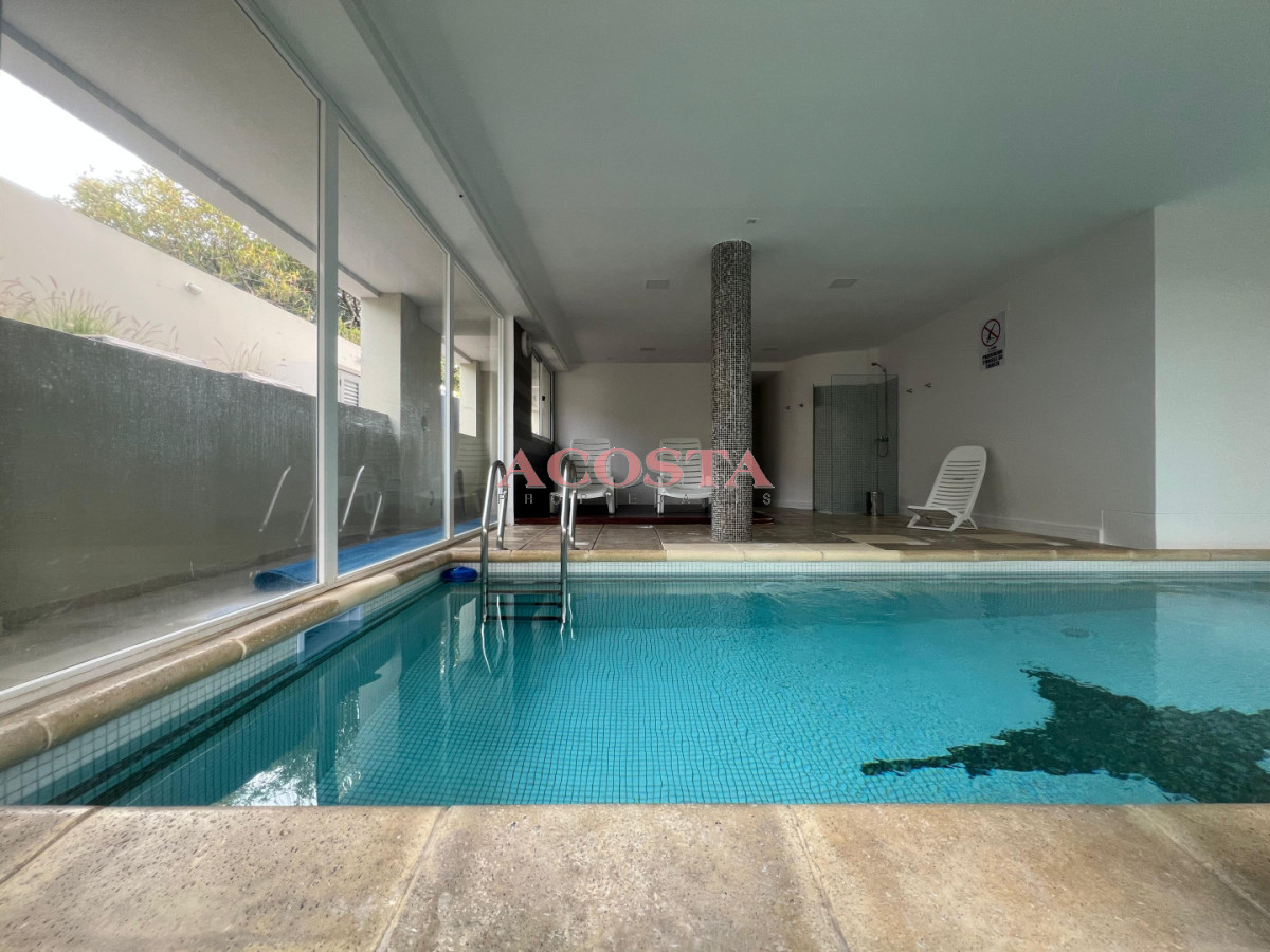 Apartamento ID.257 - Exclusivo apartamento de 2 dormitorios con parrillero propio. Punta del Este. 