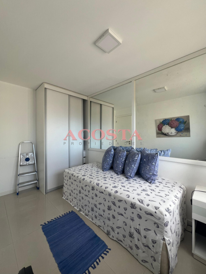 Apartamento ID.257 - Exclusivo apartamento de 2 dormitorios con parrillero propio. Punta del Este. 