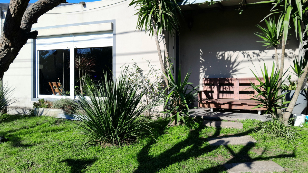 Casa ID.820 - Se vende casa en Jardines de Córdoba. PUNTA DEL ESTE 