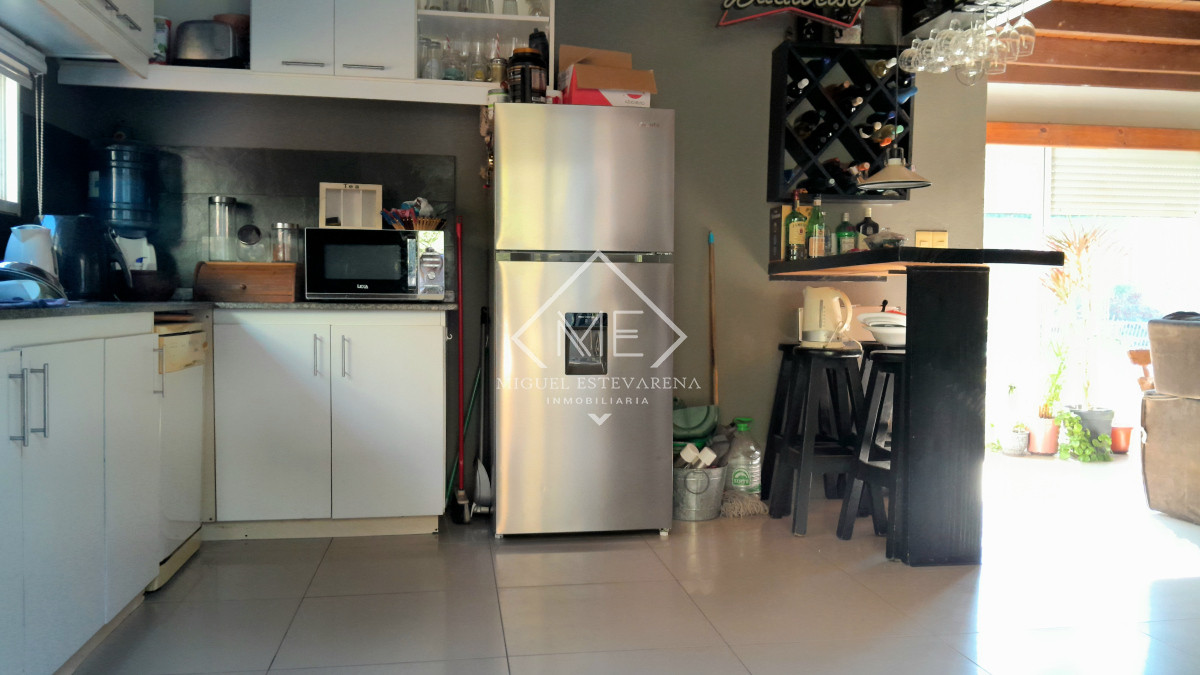 Casa ID.820 - Se vende casa en Jardines de Córdoba. PUNTA DEL ESTE 
