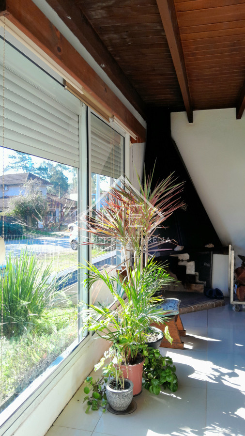 Casa ID.820 - Se vende casa en Jardines de Córdoba. PUNTA DEL ESTE 