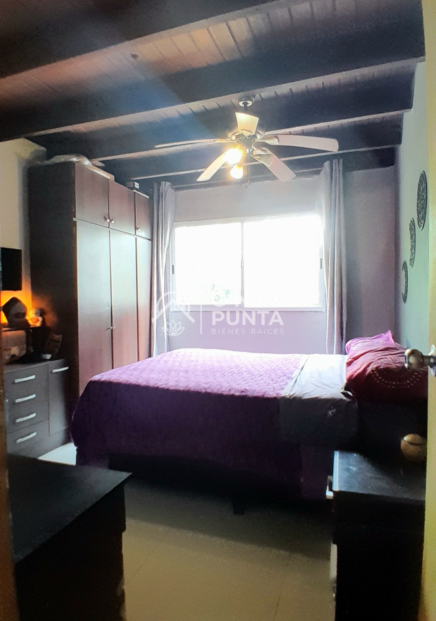 Casa ID.560 - Se vende casi a estrenar, en Jardines de Córdoba. PUNTA DEL ESTE 