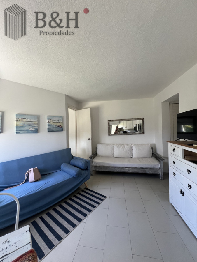 Apartamento ID.7615 - Alquiler anual de 1 dormitorio, por Roosevelt 