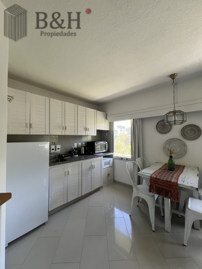 Apartamento ID.7615 - Alquiler anual de 1 dormitorio, por Roosevelt 