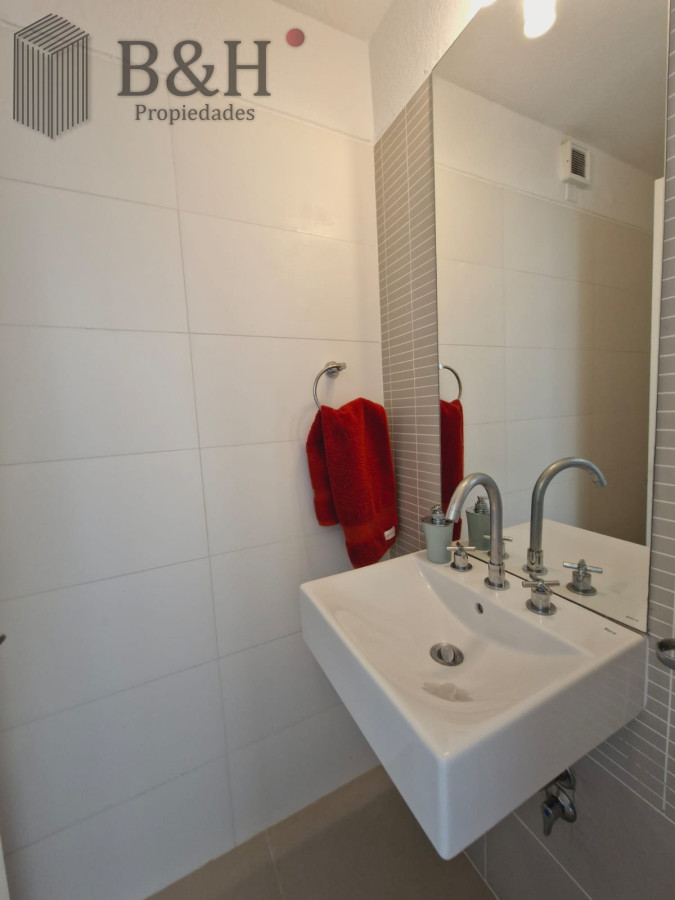 Apartamento ID.4017 - Amplio apartamento 3 dormitorios con piscina y parrillero propio 