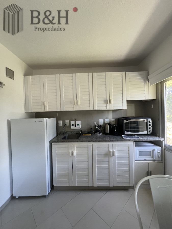 Apartamento ID.7615 - Alquiler anual de 1 dormitorio, por Roosevelt 