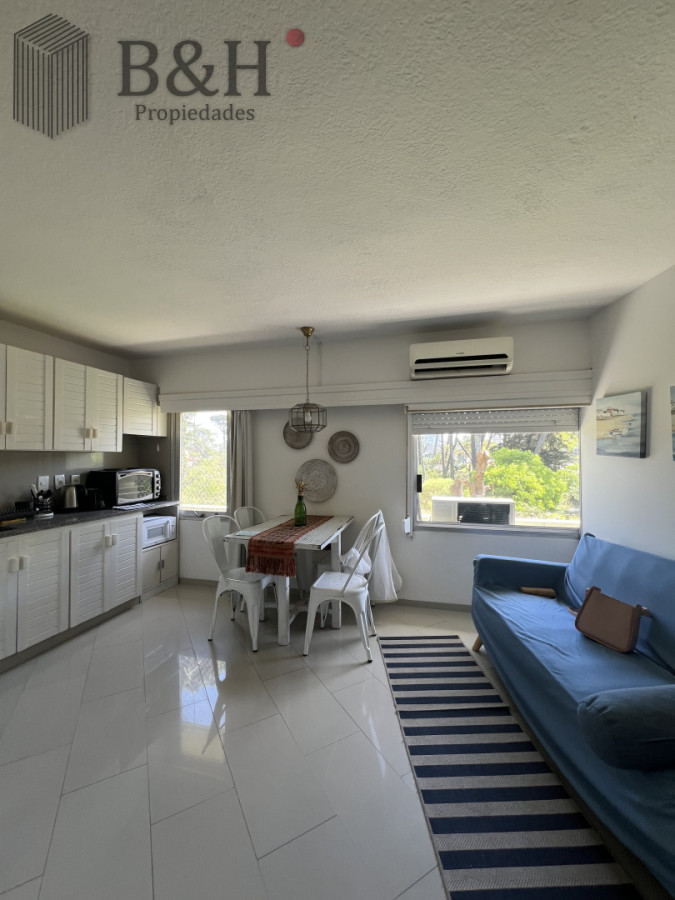 Apartamento ID.7615 - Alquiler anual de 1 dormitorio, por Roosevelt 