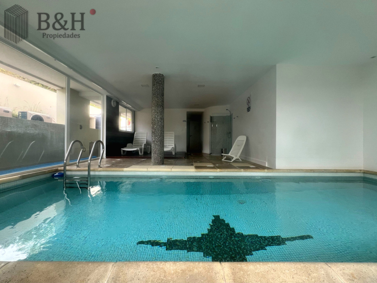 Apartamento ID.6389 - Exclusivo apartamento de 2 dormitorios con parrillero propio. Punta del Este. 