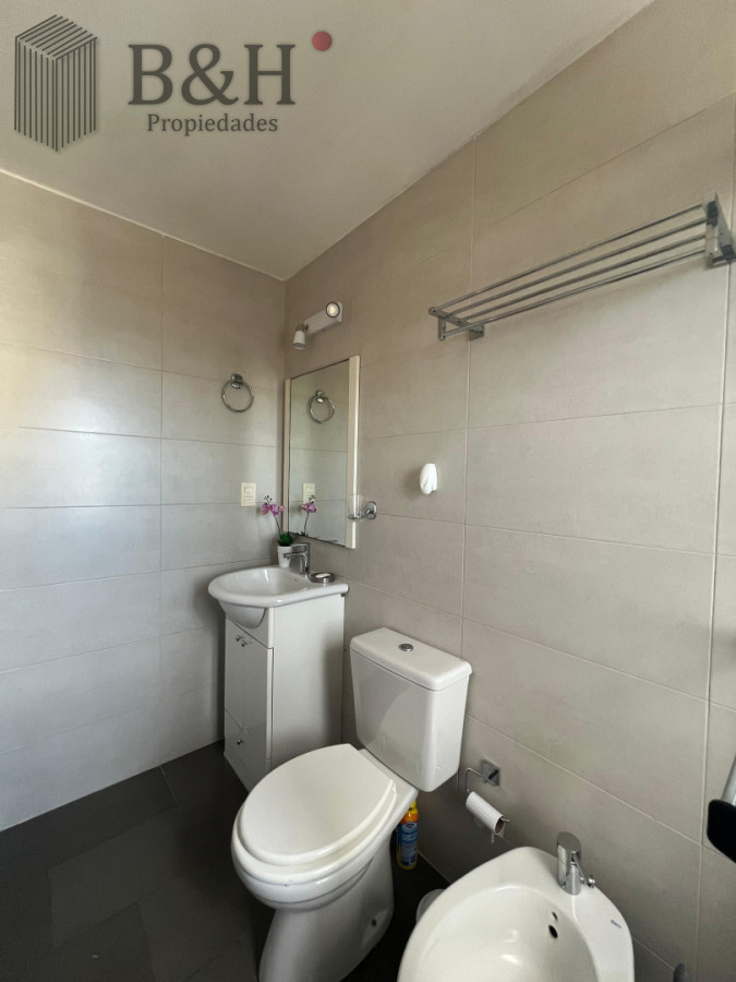 Apartamento ID.6389 - Exclusivo apartamento de 2 dormitorios con parrillero propio. Punta del Este. 