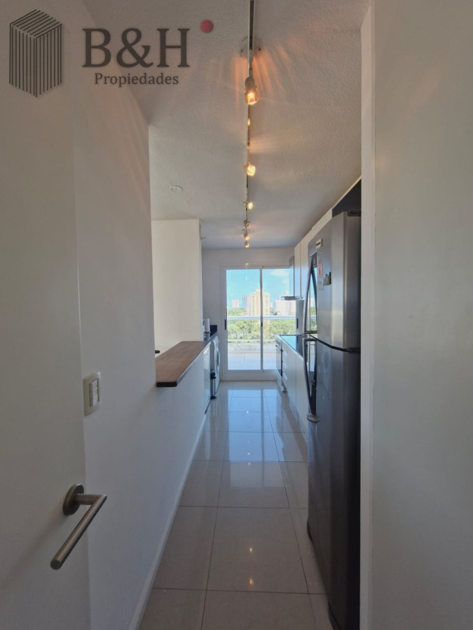 Apartamento ID.4017 - Amplio apartamento 3 dormitorios con piscina y parrillero propio 