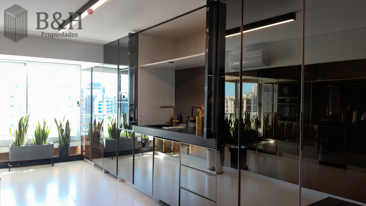 Apartamento ID.4019 - Amplio apartamento en Primera línea de playa brava. PUNTA del Este. Alquiler de verano 