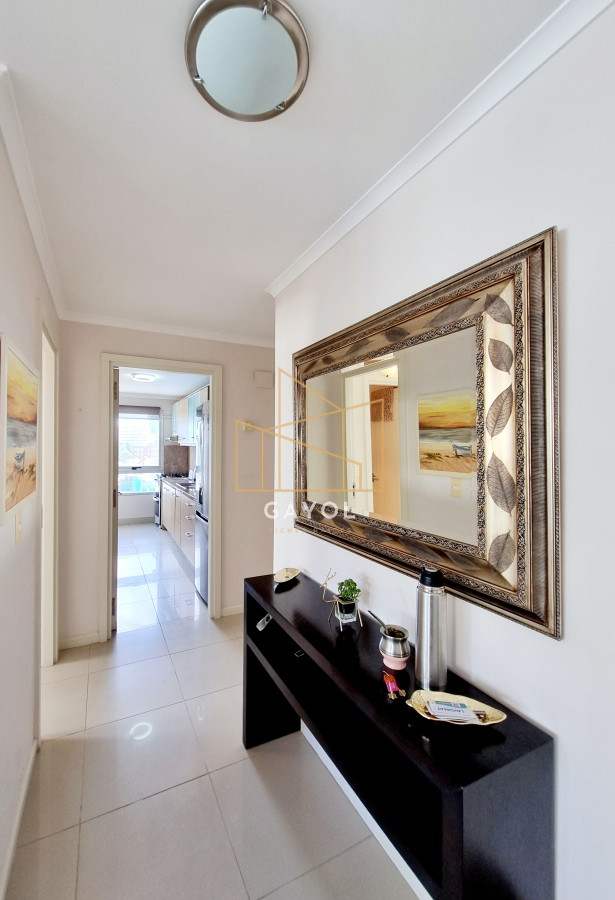 Apartamento ID.772 - Se vende, amplio apartamento en edificio con todos los servicios, ideal para vivir todo el año!