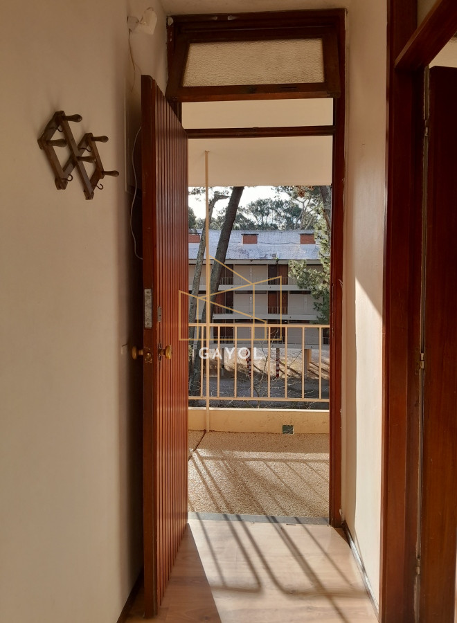 Apartamento ID.1233 - Apartamento en venta de 1 dormitorio y medio. Playa mansa. Punta del Este.