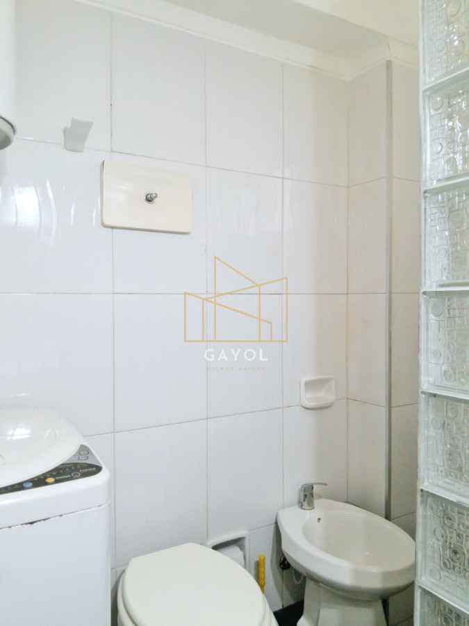 Apartamento ID.491 - Oportunidad de negocio! Apartamento de 2 dormitorios y 2 baños con bajos gastos! 