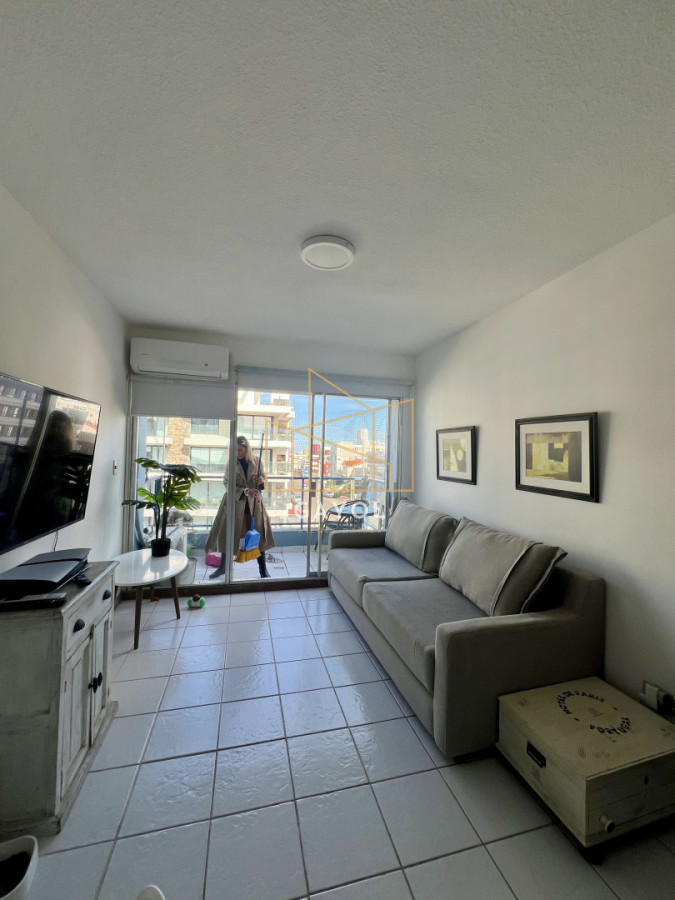 Apartamento ID.1308 - Son 2 apartamentos con entrada independiente. 1 Monoambiente + 1 dormitorio 