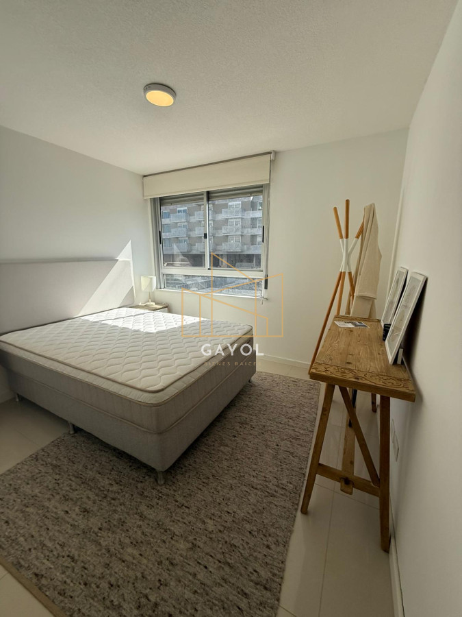 Apartamento ID.783 - Amplio apartamento de 3 dormitorios y 2 baños, ideal para vivir todo el año o para renta.