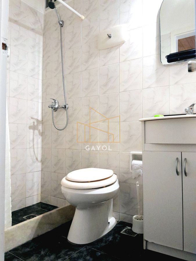 Apartamento ID.491 - Oportunidad de negocio! Apartamento de 2 dormitorios y 2 baños con bajos gastos! 
