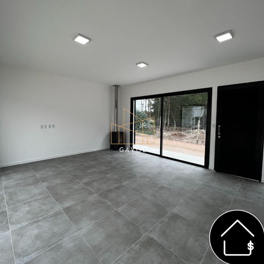 Casa ID.488 - Casa a estrenar de 2 dormitorios, patio con parrillero. Construcción tradicional.
