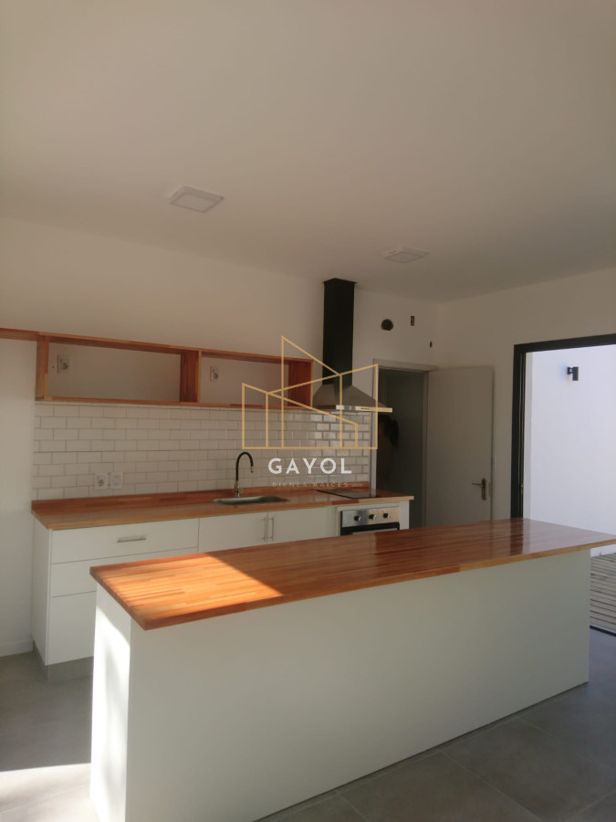 Casa ID.488 - Casa a estrenar de 2 dormitorios, patio con parrillero. Construcción tradicional.