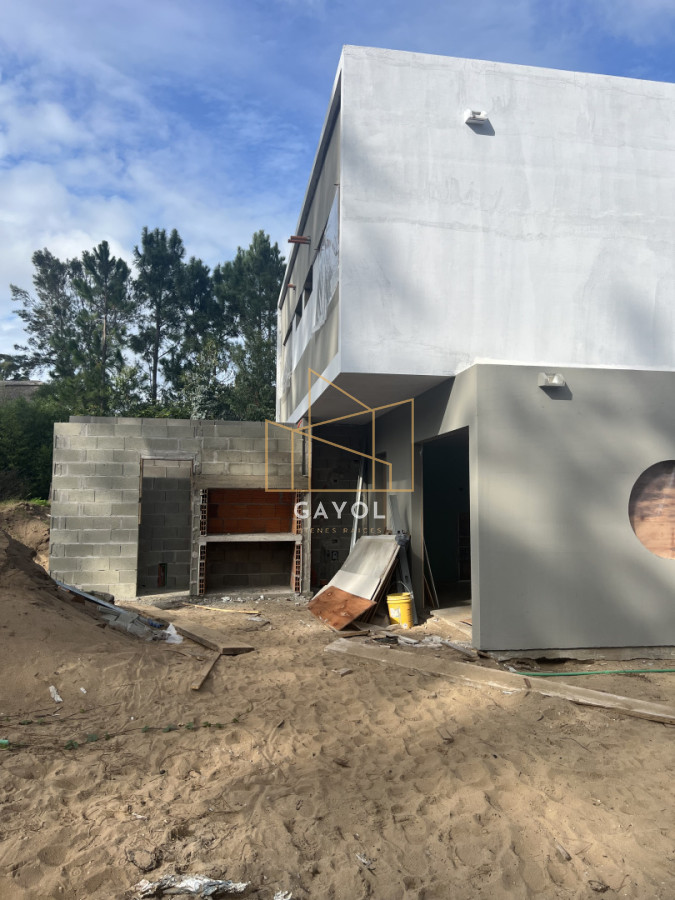 Casa ID.1529 - Casa a estrenar en Pinares, proyecto en obra, precio lanzamiento. Punta del Este