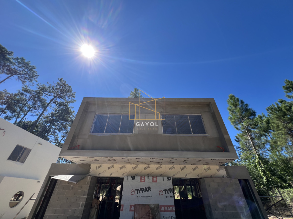 Casa ID.1529 - Casa a estrenar en Pinares, proyecto en obra, precio lanzamiento. Punta del Este