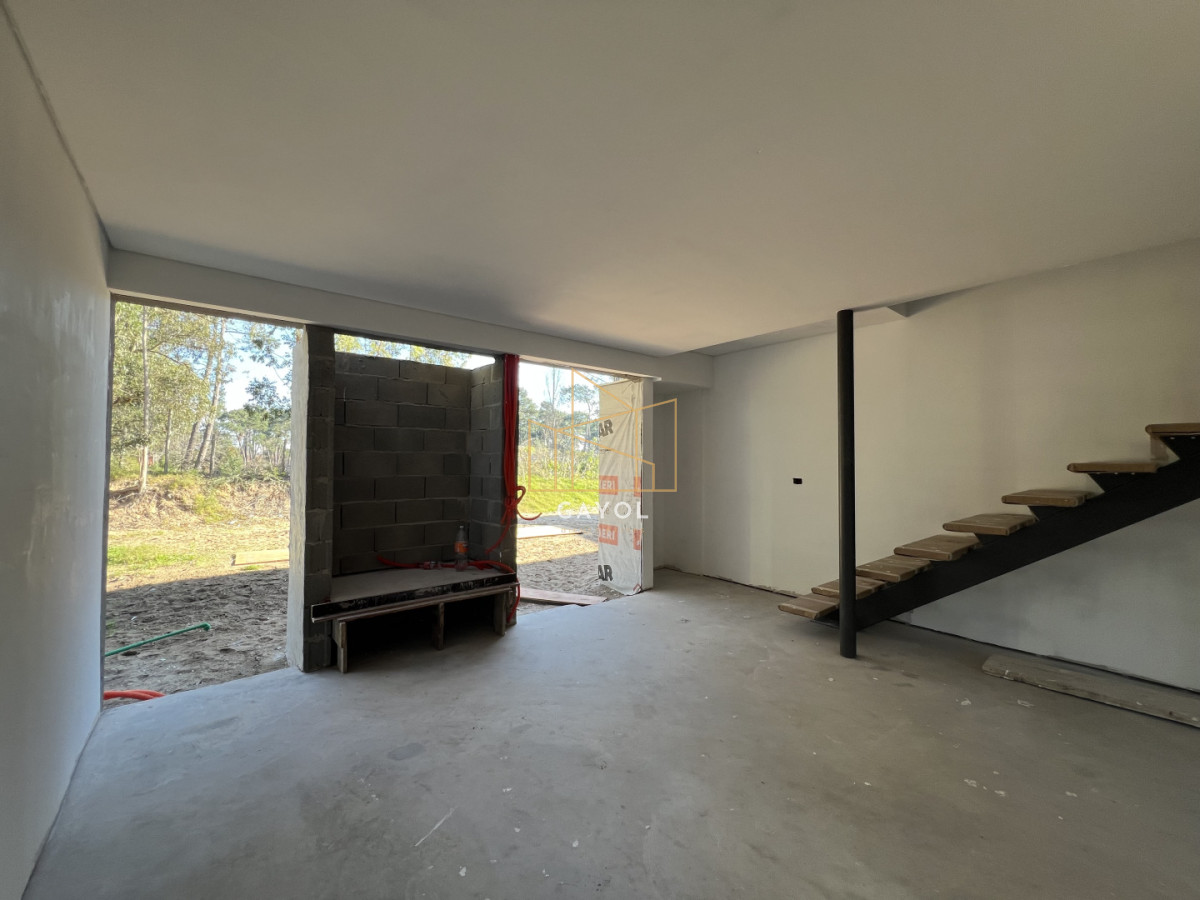 Casa ID.1527 - Casa a estrenar en Pinares. Punta del Este 