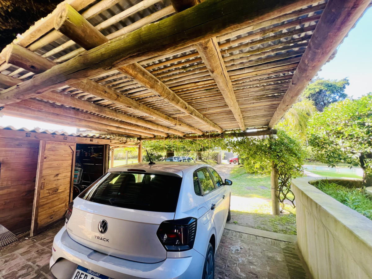 Casa ID.1531 - Casa en alquiler de verano en Jardines de Córdoba - Punta del Este