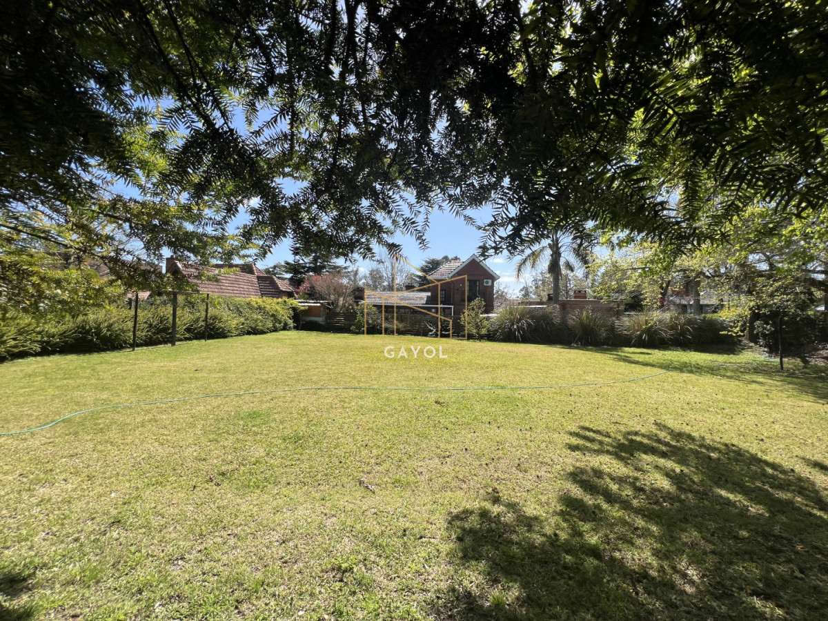 Casa ID.1531 - Casa en alquiler de verano en Jardines de Córdoba - Punta del Este