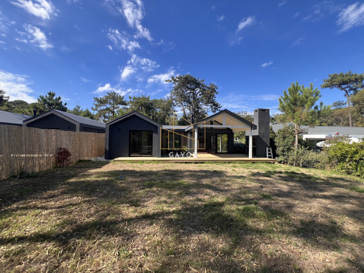 Casa ID.837 - Casa a estrenar, proyecto en obra, entrega en octubre 2025. La Barra. Maldonado