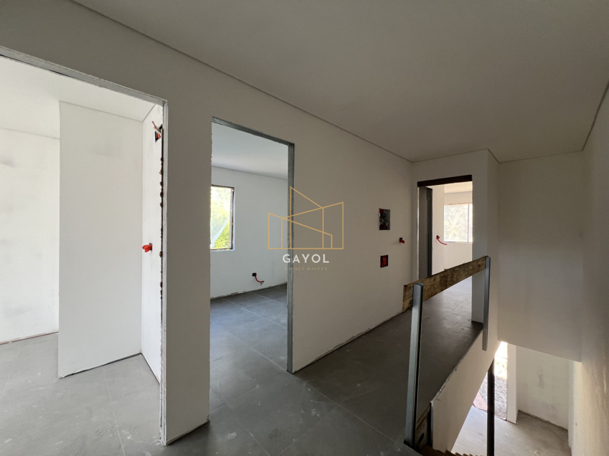 Casa ID.1527 - Casa a estrenar en Pinares. Punta del Este 