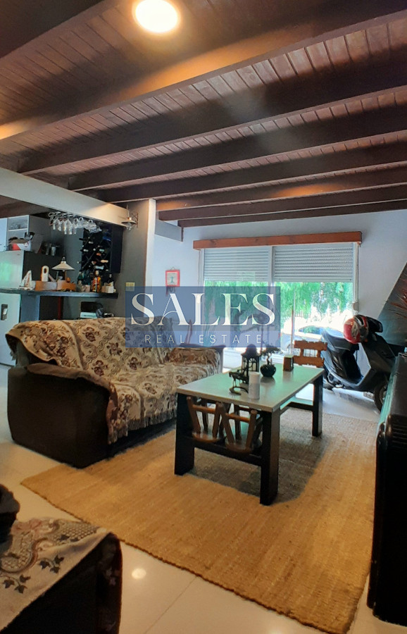 Casa ID.1312 - Se vende casi a estrenar, en Jardines de Córdoba. PUNTA DEL ESTE 