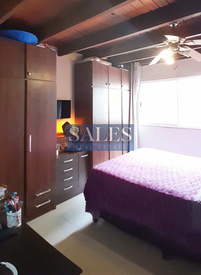 Casa ID.1312 - Se vende casi a estrenar, en Jardines de Córdoba. PUNTA DEL ESTE 