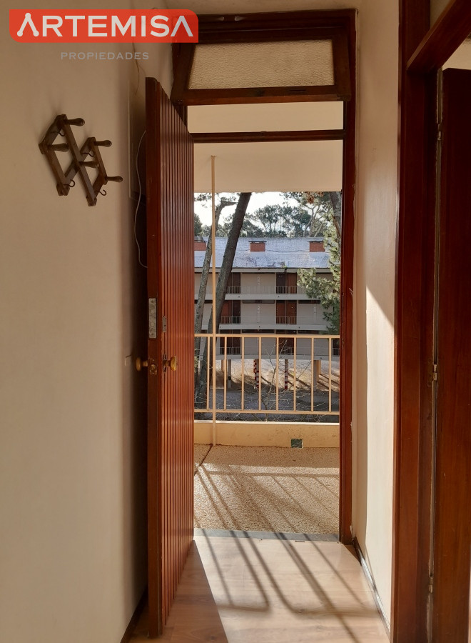 Apartamento ID.921 - Apartamento en venta de 1 dormitorio y medio. Playa mansa. Punta del Este.