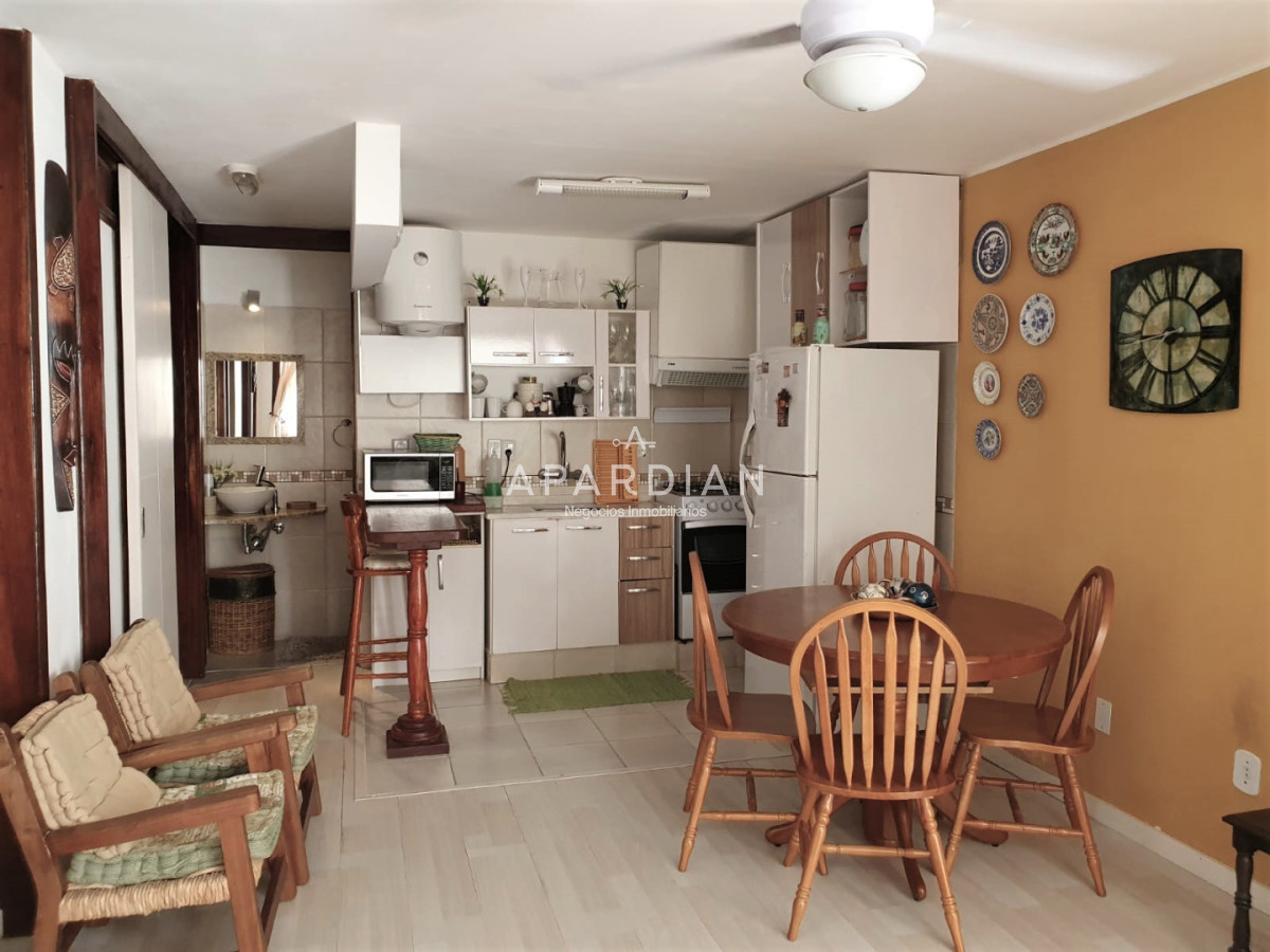 Apartamento ID.21099460 - Apartamento en venta, oportunidad en Península, Punta del Este. 