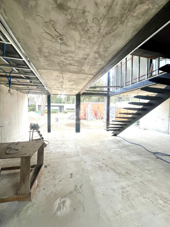 Casa ID.21099606 - Casa en venta en Solanas Country, construcción de hormigón armado, con piscina. 