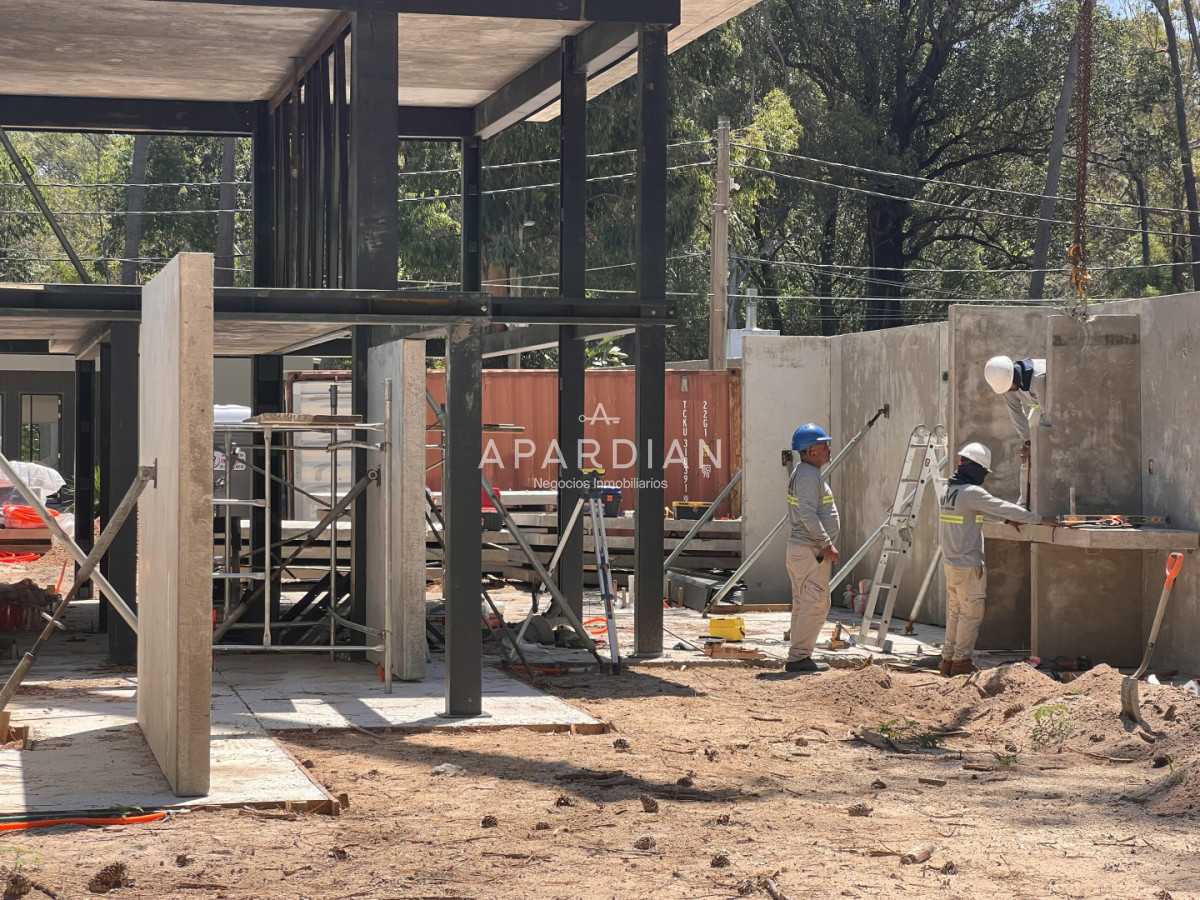 Casa ID.21099606 - Casa en venta en Solanas Country, construcción de hormigón armado, con piscina. 