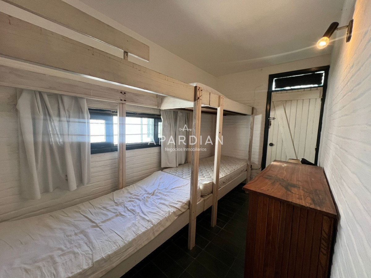 Casa ID.21098125 - Se vende casa, en excelente ubicación.