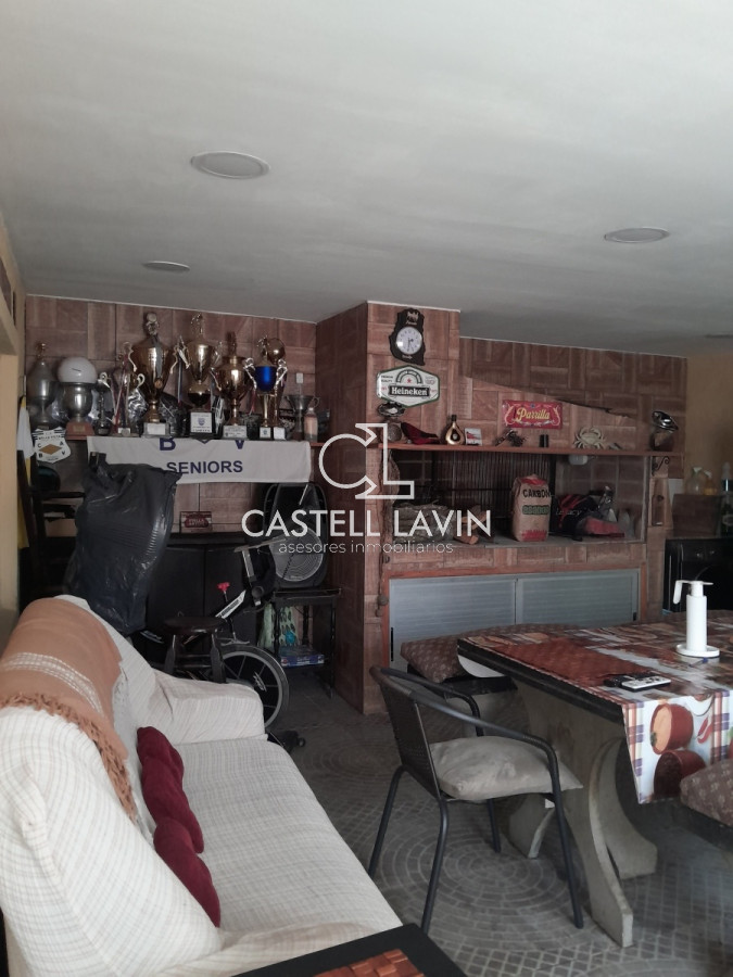 Casa ID.787 - Venta Casa Remodelada con barbacoa 2 dormitorios Mussio Maldonado