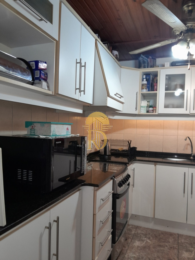 Casa remodelada en venta, 2 dormitorios y 2 baños, con barbacoa. -id-474-3