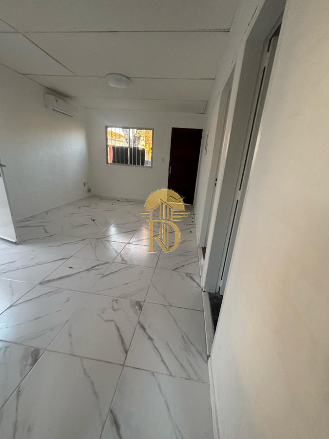 Casa de 1 dormitorio y medio, con patio. A pocas cuadras del centro de Maldonado. -id-898-10