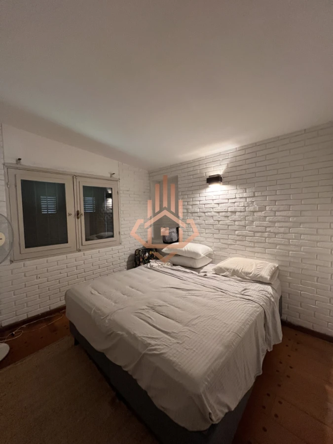 Amplia casa en Cantegril, Punta del Este. 509m2 construidos y 2000 de terreno.