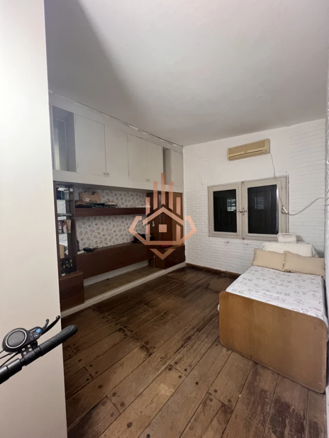 Amplia casa en Cantegril, Punta del Este. 509m2 construidos y 2000 de terreno.