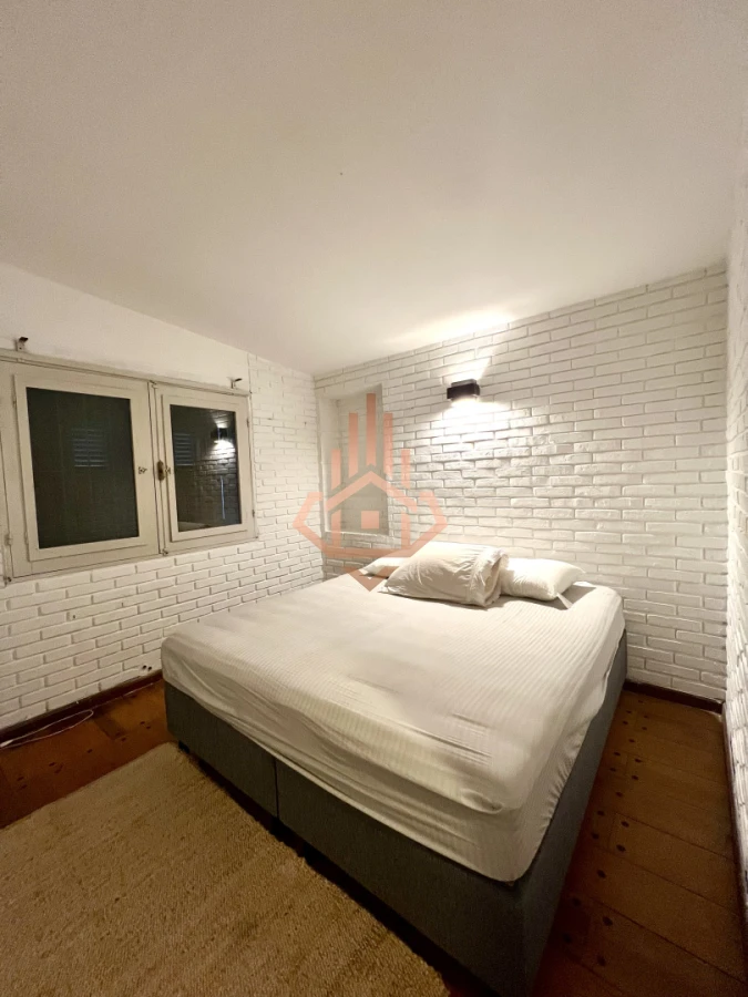 Amplia casa en Cantegril, Punta del Este. 509m2 construidos y 2000 de terreno.