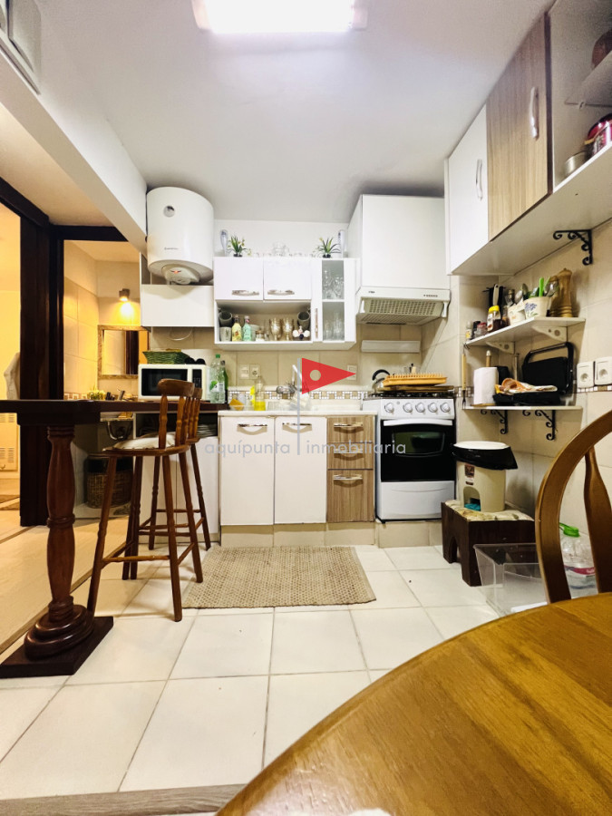 Apartamento ID.138 - Apartamento en venta, oportunidad en Península, Punta del Este. 