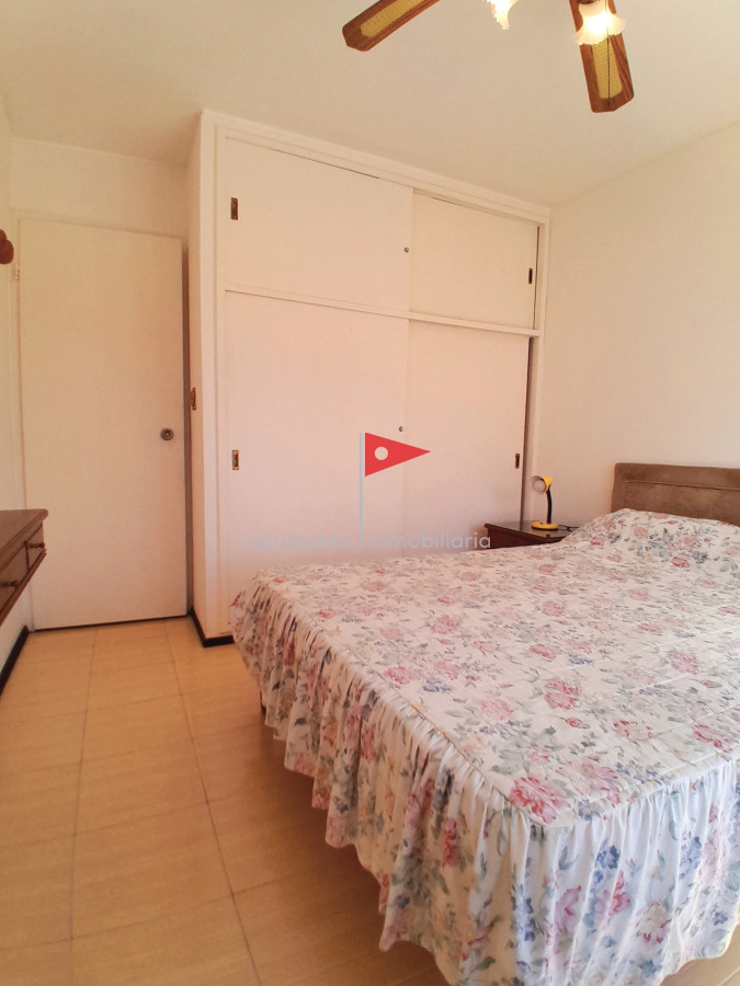 Apartamento ID.139 - Oportunidad de negocio! Apartamento de 2 dormitorios y 2 baños con bajos gastos! 